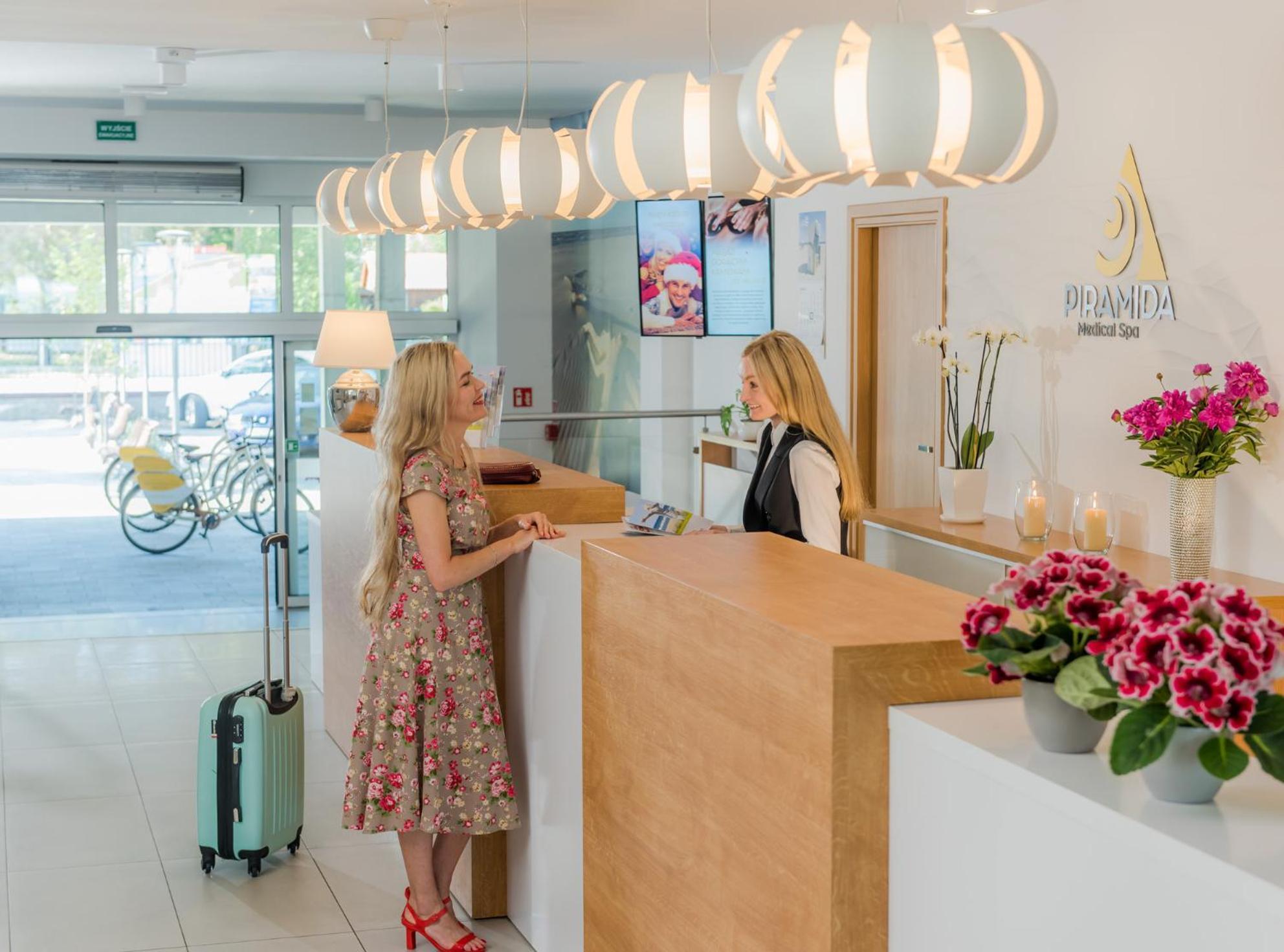 Piramida Medical Spa Mrzeżyno 外观 照片